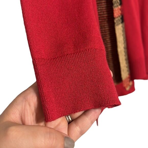 Red Sweater Woman’s Size Medium 89th & Madison Removable Plaid Scarf V-Neck NEW - Picture 4 of 10